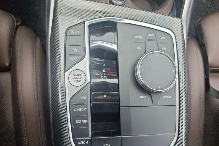 Used BMW 3 Series 2024 325Li M Sport Package Gear Lever