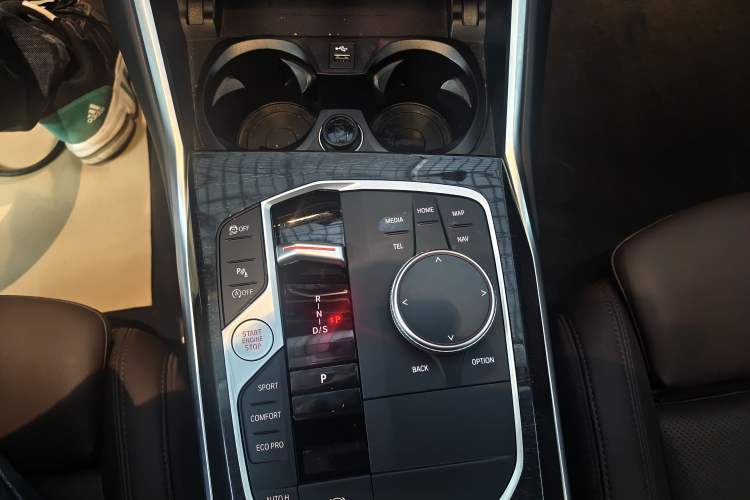 Used BMW 3 Series 2024 325Li M Sport Package Gear Lever