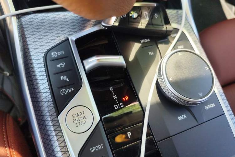 Used BMW 3 Series 2024 325Li M Sport Night Edition Package Gear Lever