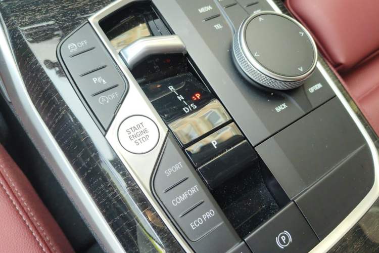 Used BMW 3 Series 2024 325Li M Sport Package Gear Lever