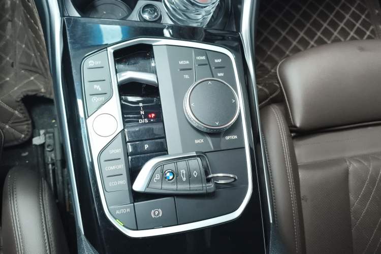 Used BMW 3 Series 2024 320Li M Sport Package Gear Lever