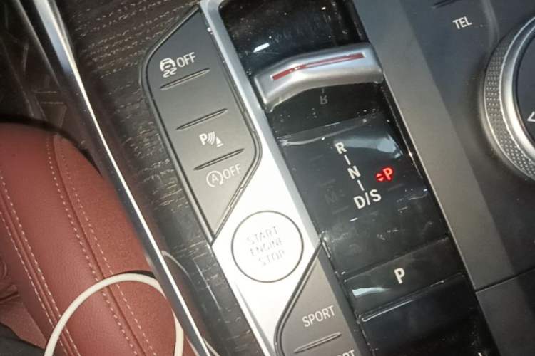 Used BMW 3 Series 2024 325Li M Sport Package Gear Lever