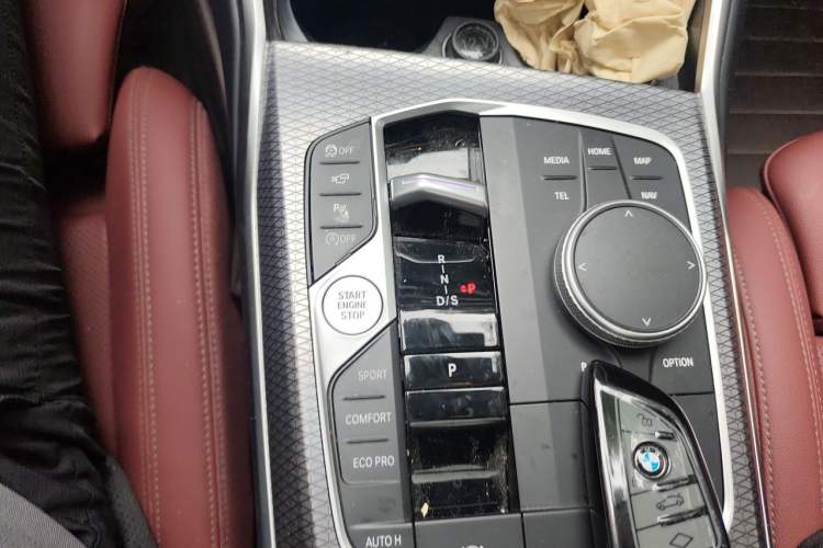 Used BMW 3 Series 2024 325Li M Sport Night Edition Package Gear Lever