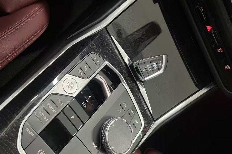 Used BMW 3 Series 2024 325Li M Sport Package Gear Lever