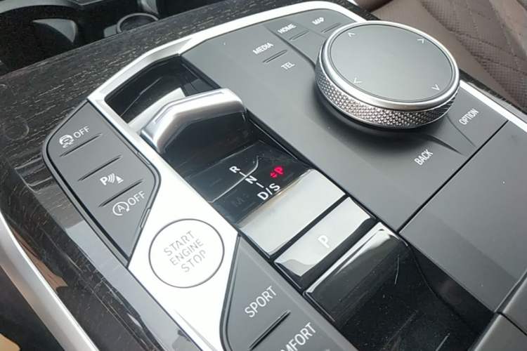 Used BMW 3 Series 2024 325Li M Sport Package Gear Lever