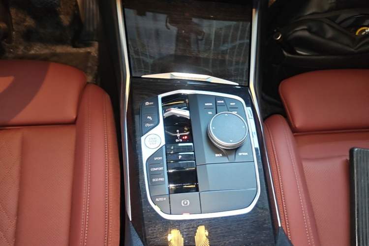 Used BMW 3 Series 2024 325Li M Sport Package Gear Lever