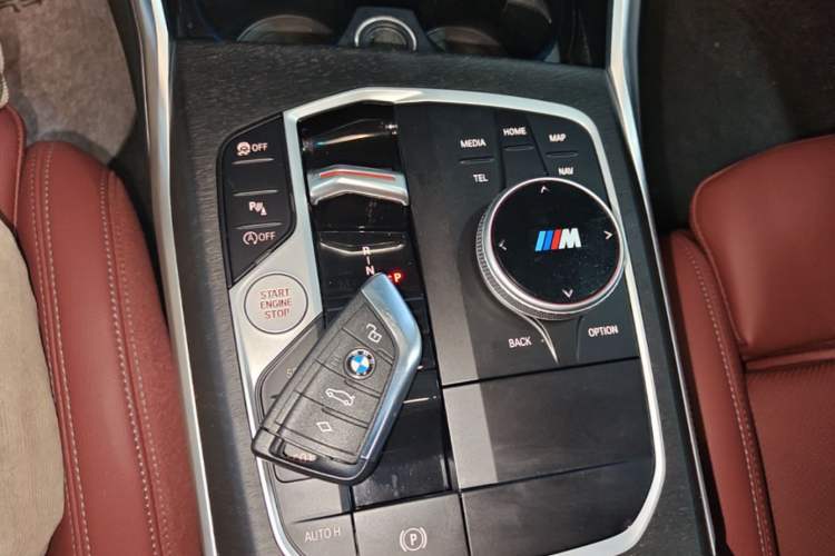 Used BMW 3 Series 2024 325i M Sport Package Gear Lever