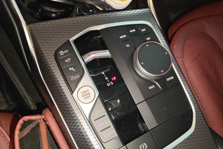 Used BMW 3 Series 2024 325Li M Sport Night Edition Package Gear Lever