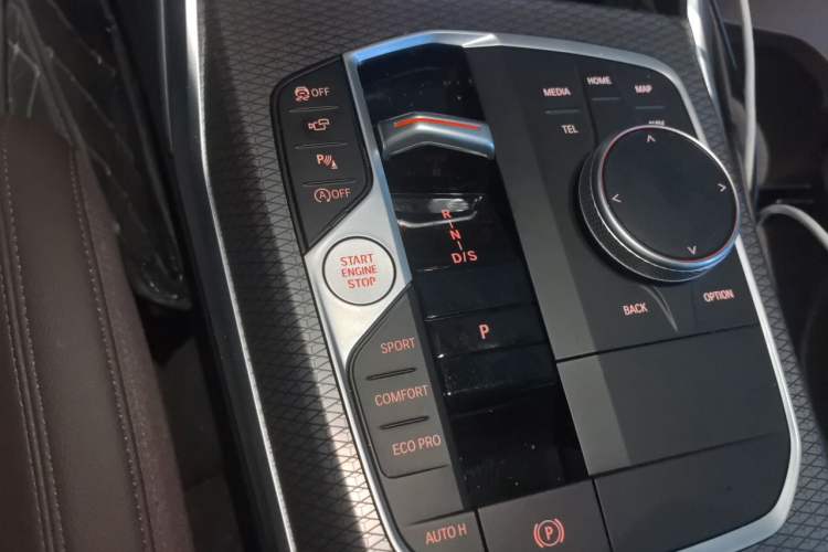 Used BMW 3 Series 2024 325Li M Sport Night Edition Package Gear Lever