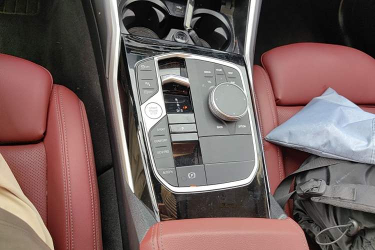 Used BMW 3 Series 2024 320Li M Sport Package Gear Lever
