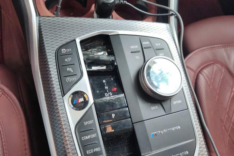 Used BMW 3 Series 2024 325i M Sport Night Edition Package Gear Lever