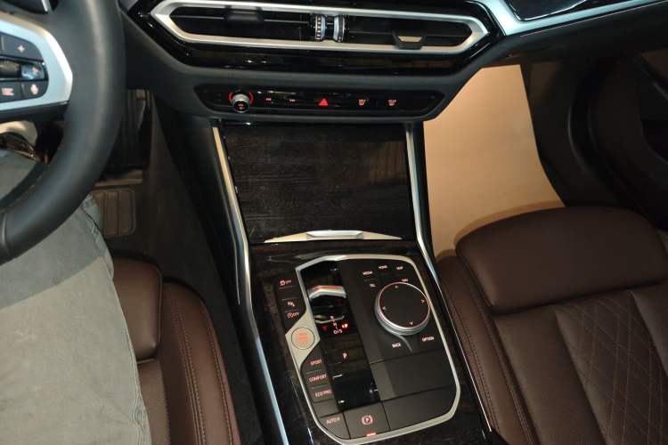 Used BMW 3 Series 2024 325Li M Sport Package Gear Lever