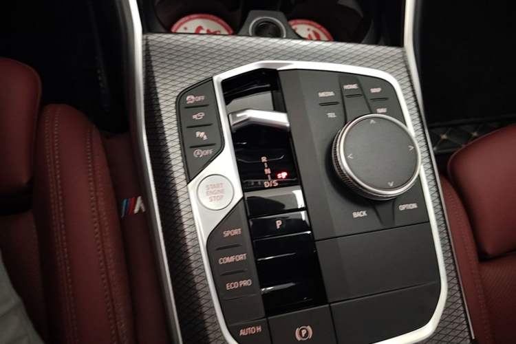 Used BMW 3 Series 2024 325i M Sport Night Edition Package Gear Lever