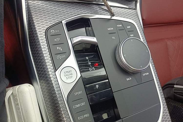 Used BMW 3 Series 2024 325Li M Sport Night Edition Package Gear Lever
