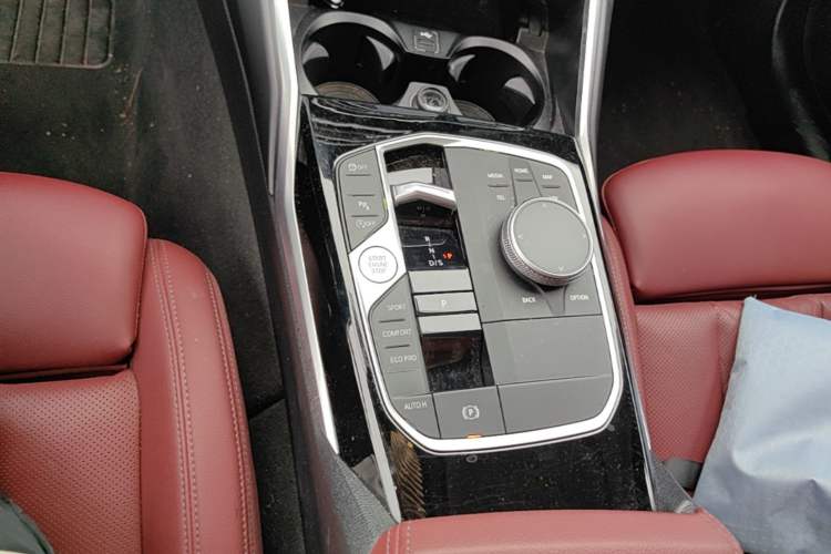 Used BMW 3 Series 2024 320Li M Sport Package Gear Lever