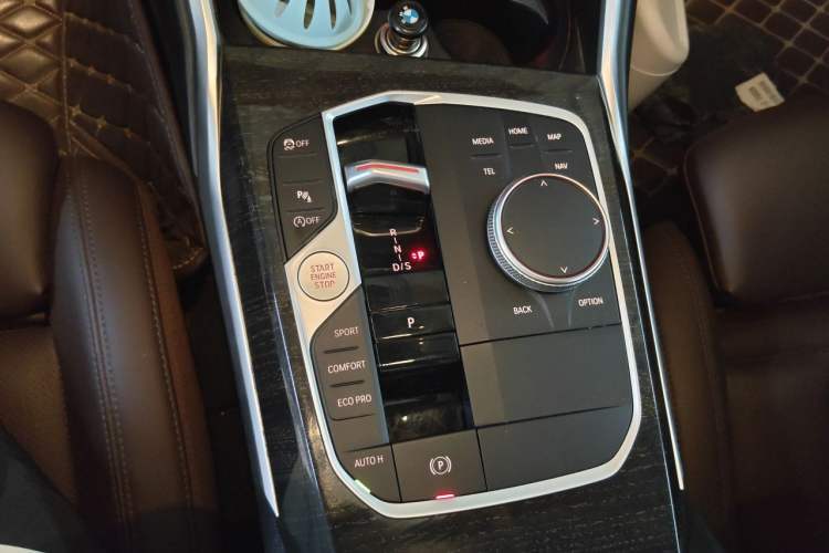 Used BMW 3 Series 2024 325Li M Sport Package Gear Lever
