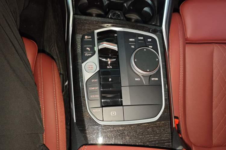 Used BMW 3 Series 2024 325Li M Sport Package Gear Lever
