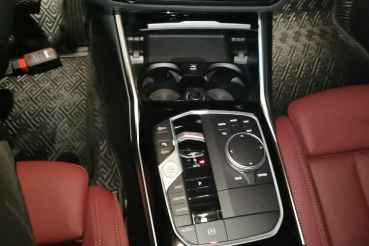 Used BMW 3 Series 2024 320Li M Sport Package Gear Lever