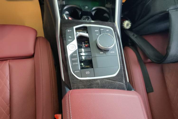 Used BMW 3 Series 2024 325Li M Sport Package Gear Lever