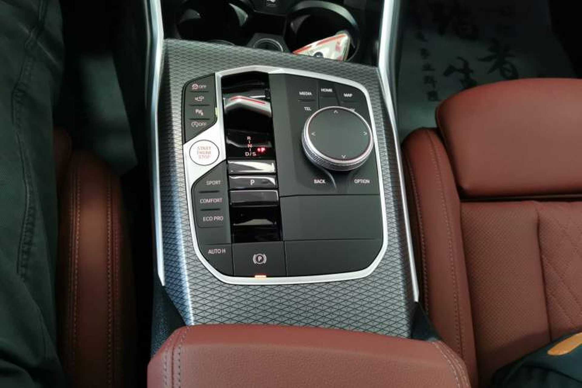 Used BMW 3 Series 2024 325Li M Sport Night Edition Package Gear Lever
