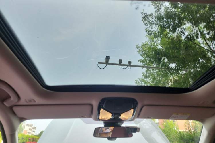 Used BMW 3 Series 2024 325i M Sport Package Headliner
