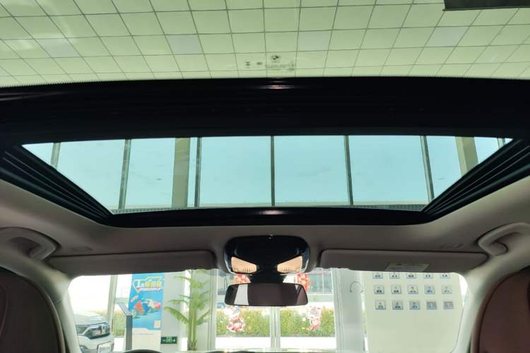 Used BMW 3 Series 2024 325Li M Sport Night Edition Package Headliner
