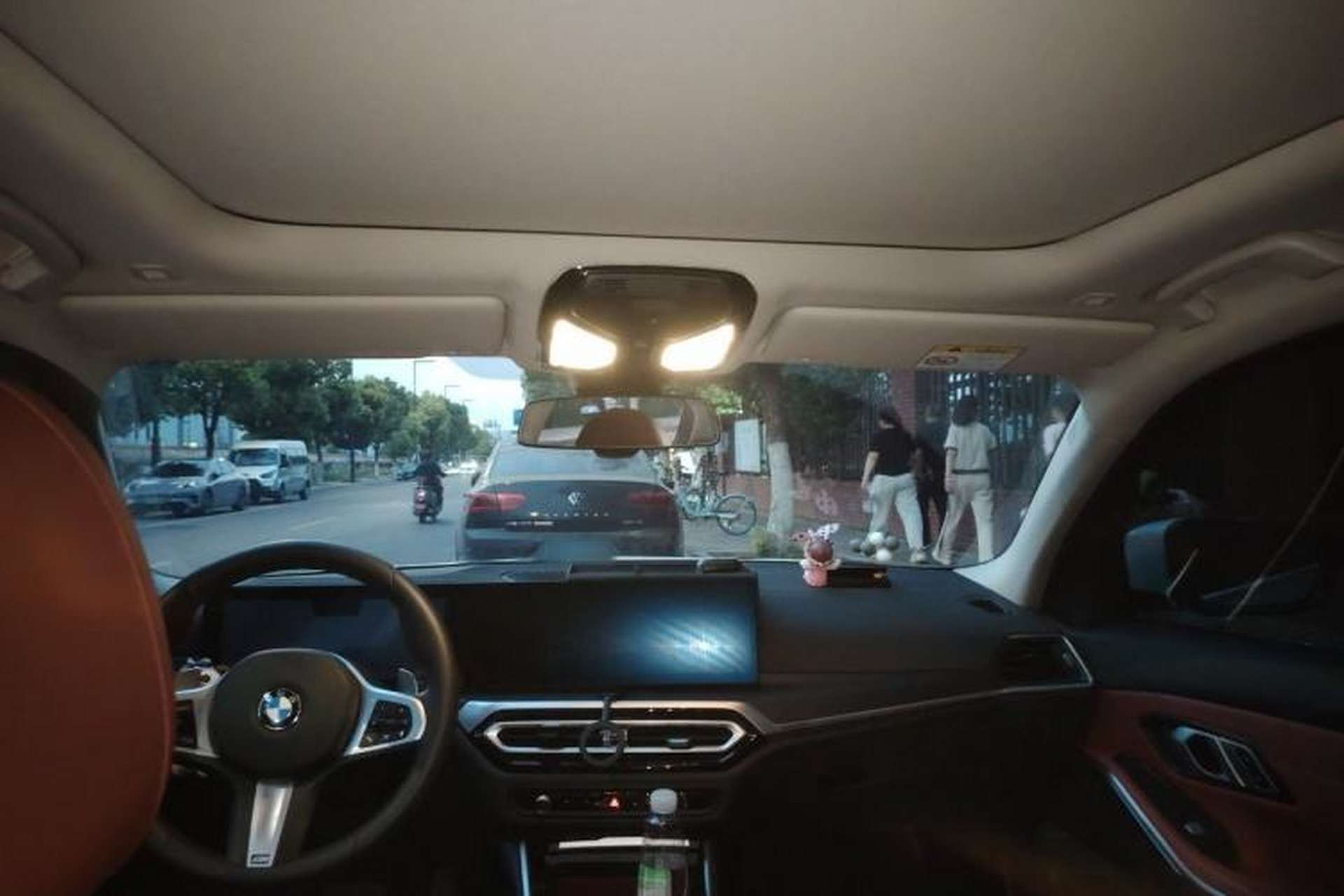 Used BMW 3 Series 2024 325i M Sport Package Headliner