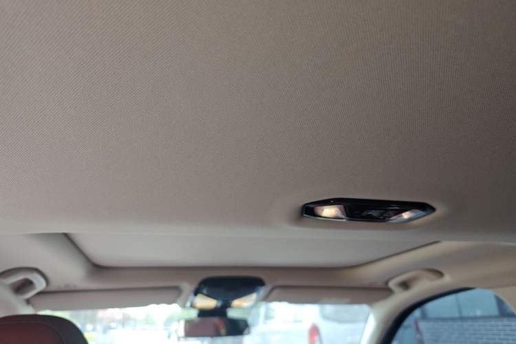 Used BMW 3 Series 2024 325i M Sport Package Headliner
