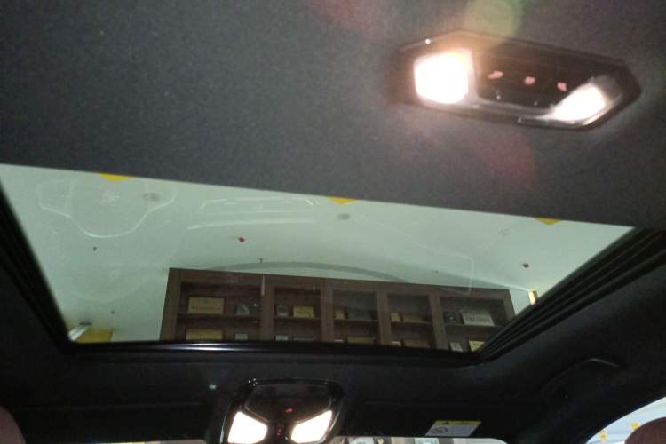 Used BMW 3 Series 2024 325i M Sport Night Edition Package Headliner
