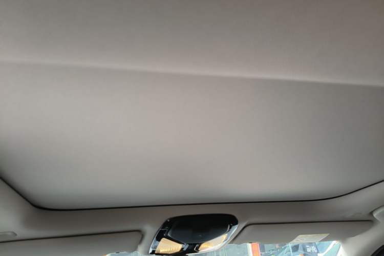 Used BMW 3 Series 2024 320i M Sport Package Headliner