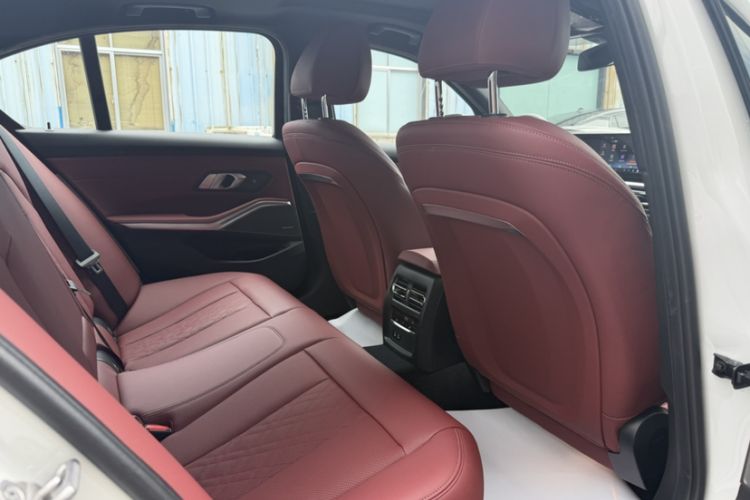 Used BMW 3 Series 2024 325i M Sport Night Edition Package Headliner