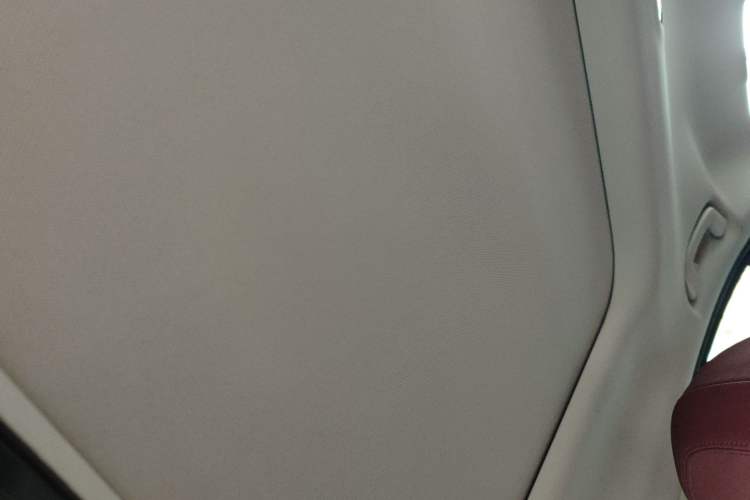 Used BMW 3 Series 2024 320i M Sport Package Headliner