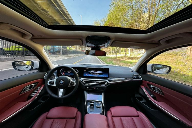 Used BMW 3 Series 2024 325Li M Sport Package Interior 1