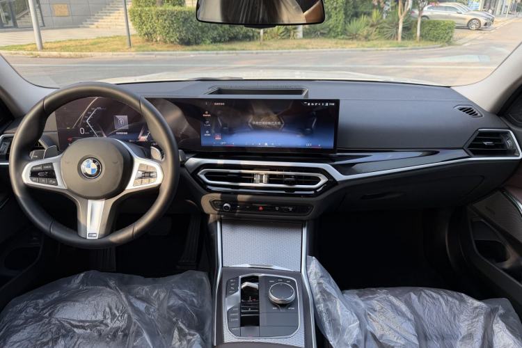 Used BMW 3 Series 2024 325Li M Sport Night Edition Package Interior 1