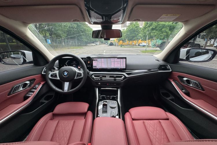 Used BMW 3 Series 2024 320Li M Sport Package Interior 1