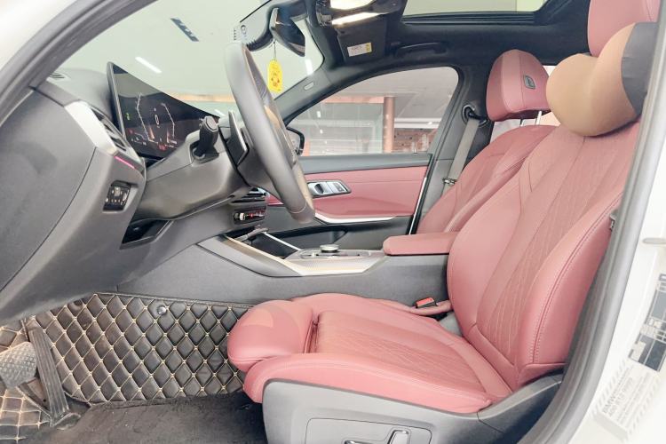 Used BMW 3 Series 2024 325i M Sport Night Edition Package Interior 1