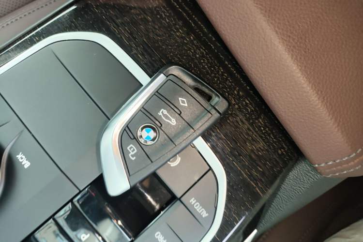 Used BMW 3 Series 2024 325Li M Sport Package Interior 1