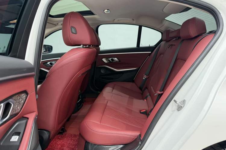 Used BMW 3 Series 2024 325i M Sport Night Edition Package Interior 2