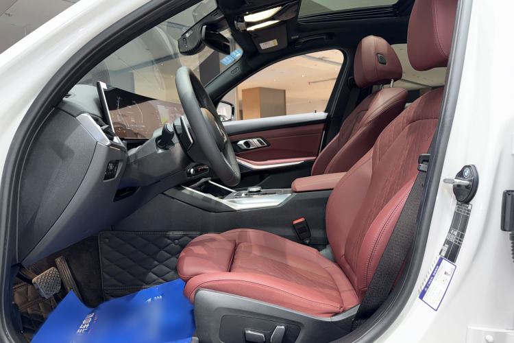 Used BMW 3 Series 2024 325i M Sport Night Edition Package Interior 2