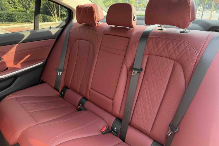Used BMW 3 Series 2024 325Li M Sport Package Interior 2