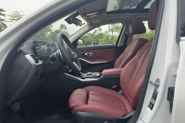 Used BMW 3 Series 2024 320Li M Sport Package Interior 2
