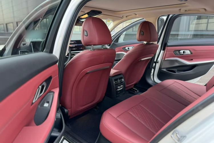 Used BMW 3 Series 2024 325Li M Sport Package Interior 2
