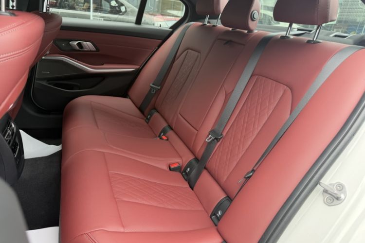 Used BMW 3 Series 2024 325i M Sport Night Edition Package Interior 2