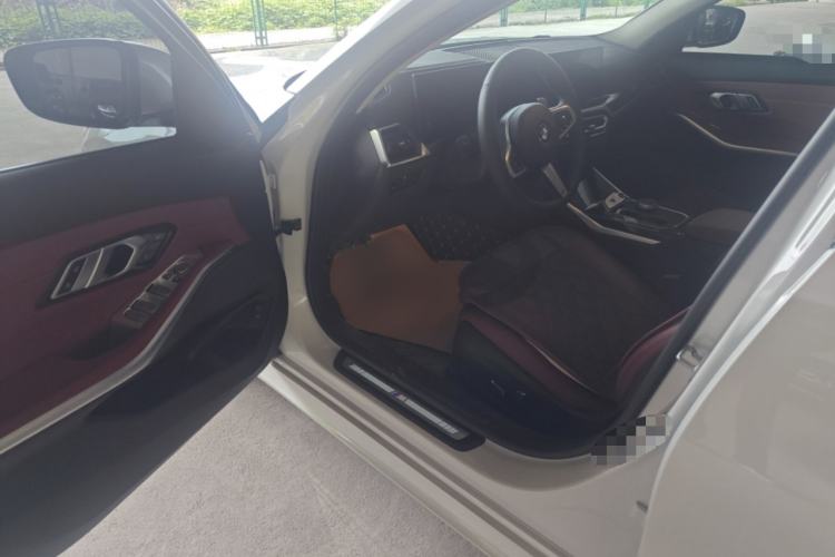 Used BMW 3 Series 2024 325Li M Sport Package Interior 3