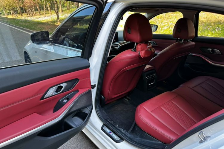 Used BMW 3 Series 2024 325Li M Sport Package Interior 3