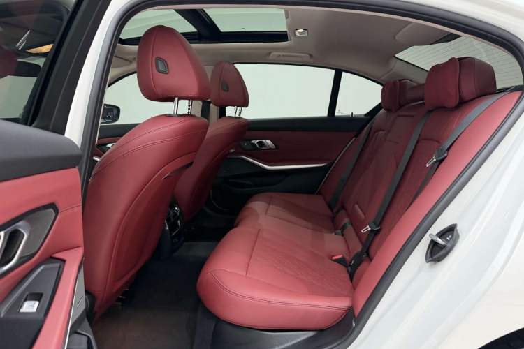 Used BMW 3 Series 2024 325Li M Sport Night Edition Package Interior 3