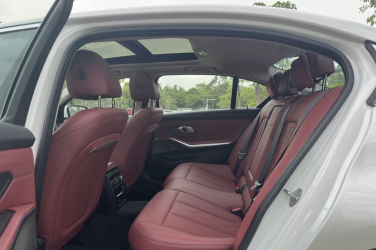 Used BMW 3 Series 2024 320Li M Sport Package Interior 3