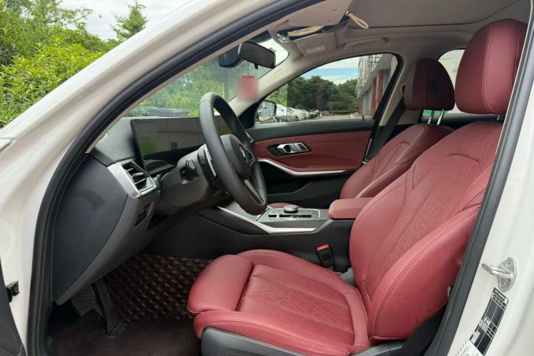 Used BMW 3 Series 2024 325i M Sport Package Interior 3