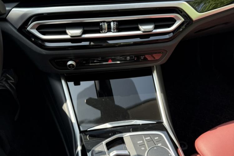 Used BMW 3 Series 2024 320Li M Sport Package Interior 3