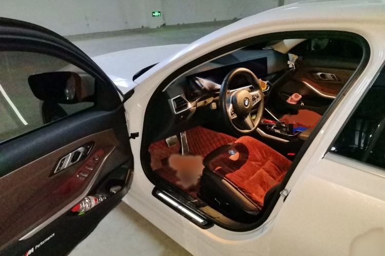 Used BMW 3 Series 2024 320Li M Sport Package Interior 3
